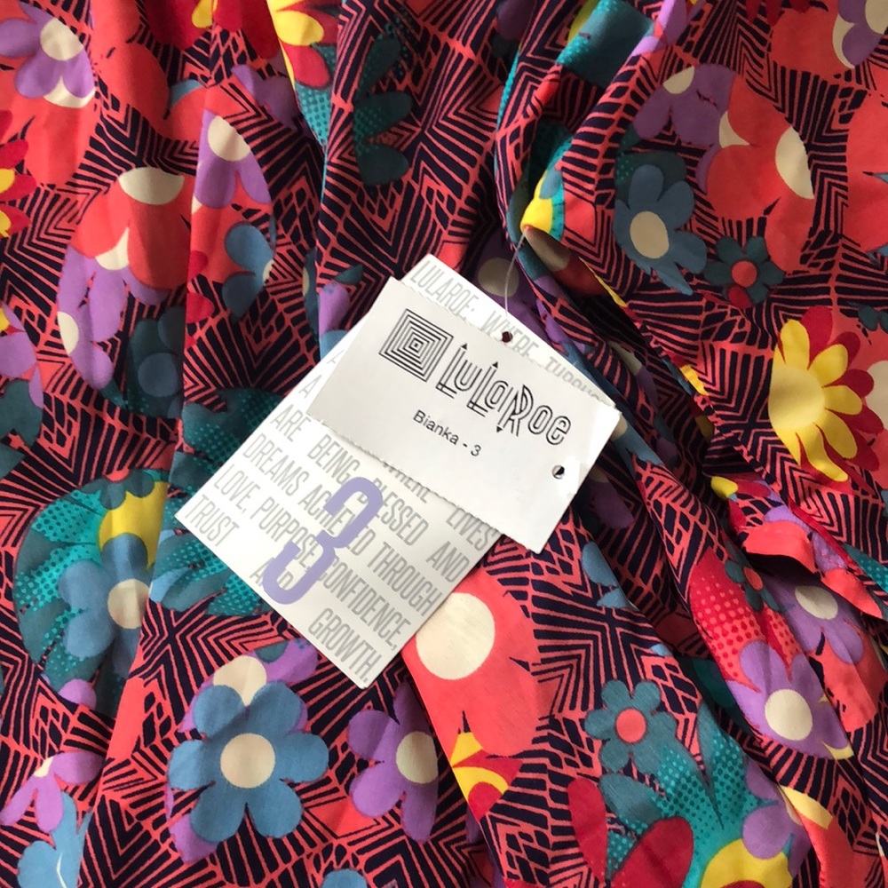 Lularoe bianka size 3
